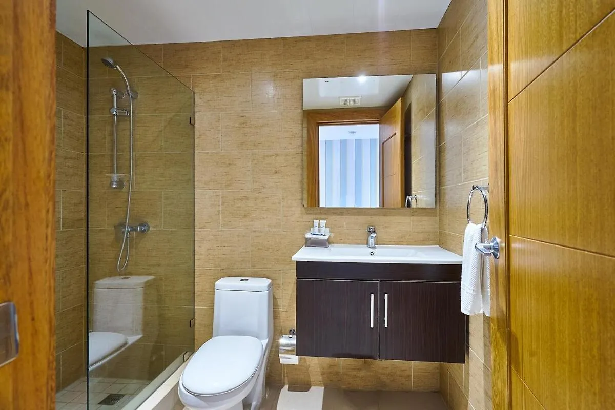 아파트 Escape Beachfront Condo At Las Olas In 후안돌리오