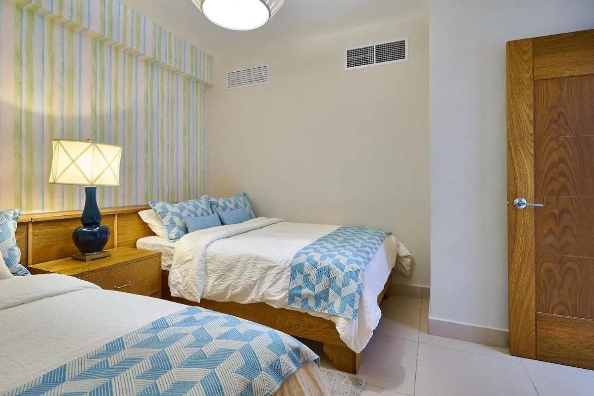 Escape Beachfront Condo At Las Olas In 후안돌리오