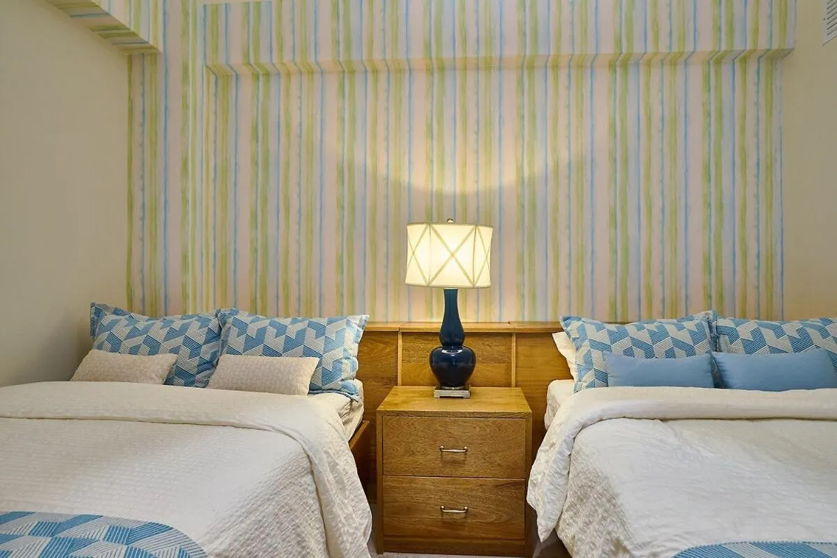 Escape Beachfront Condo At Las Olas In 후안돌리오