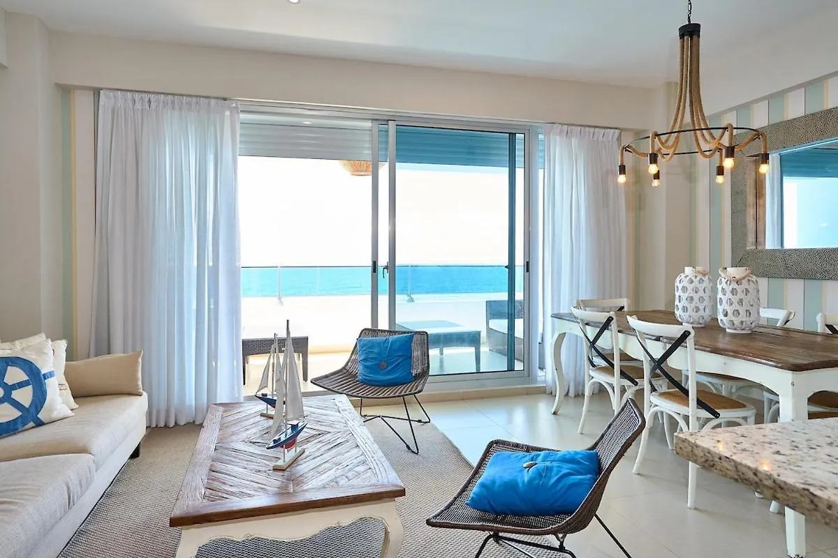 Escape Beachfront Condo At Las Olas In 璜多里奥 公寓